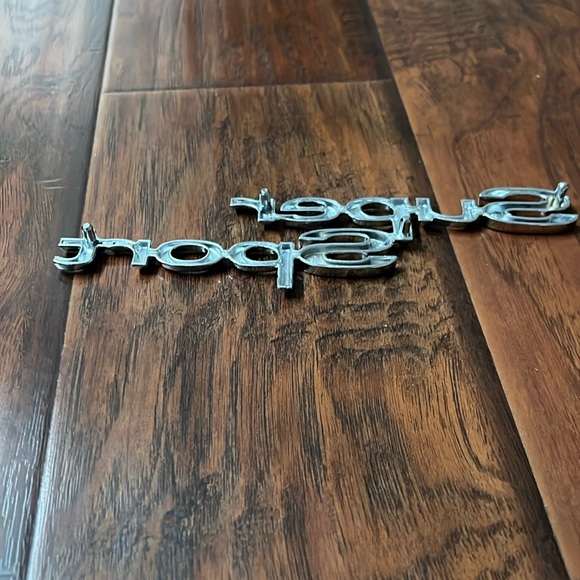 NIB Super Sport Emblem - Picture 3 of 8